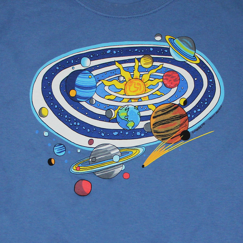 宇宙のサイクルをそしてシステムを表現したアートTシャツ